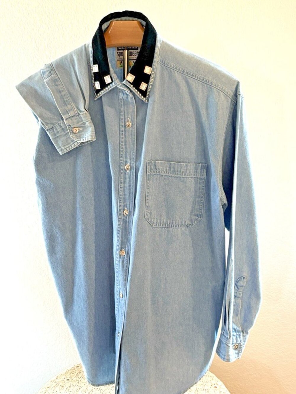 Details Sportswear western blue denim women's long sleeve collared shirt -S (40)